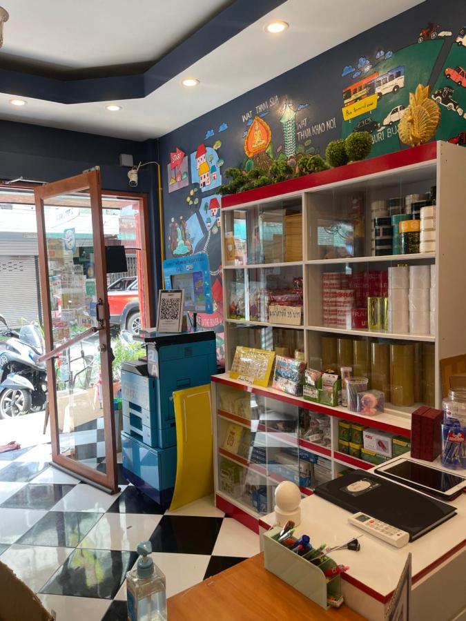 D​ Luck​ Hostel Kanchanaburi Exterior foto