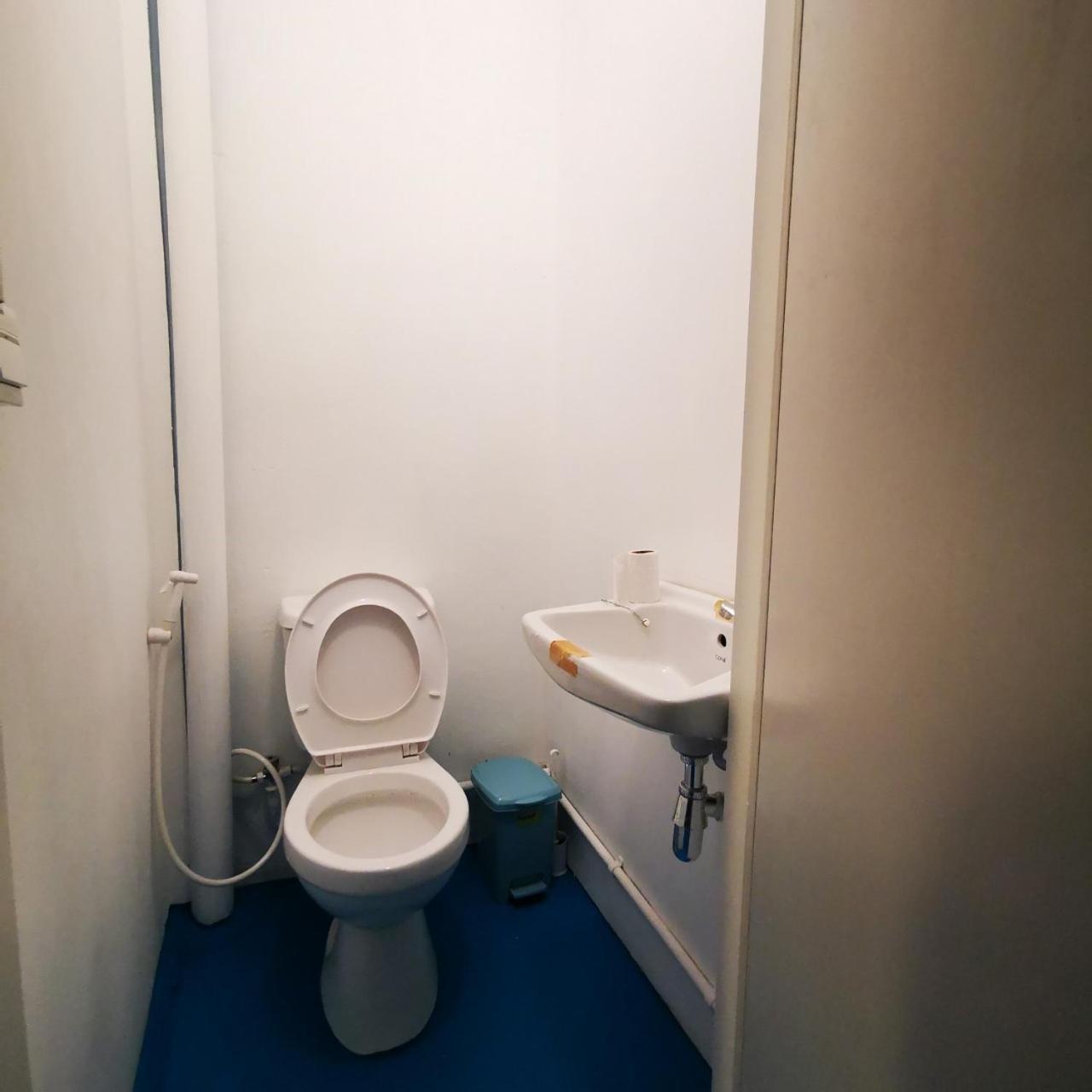D​ Luck​ Hostel Kanchanaburi Habitación foto